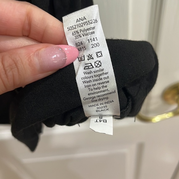 Embroidered Tunic Top - Picture 3 of 3